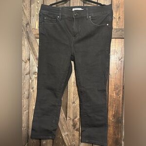 Torrid Black Crop Bombshell Skinny Size 12 NWT